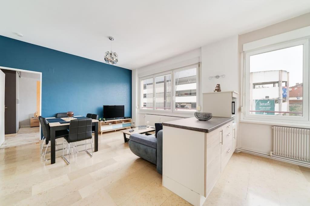 Superbe Appartement A Une Minute A Pied De La Gare إبينال المظهر الخارجي الصورة