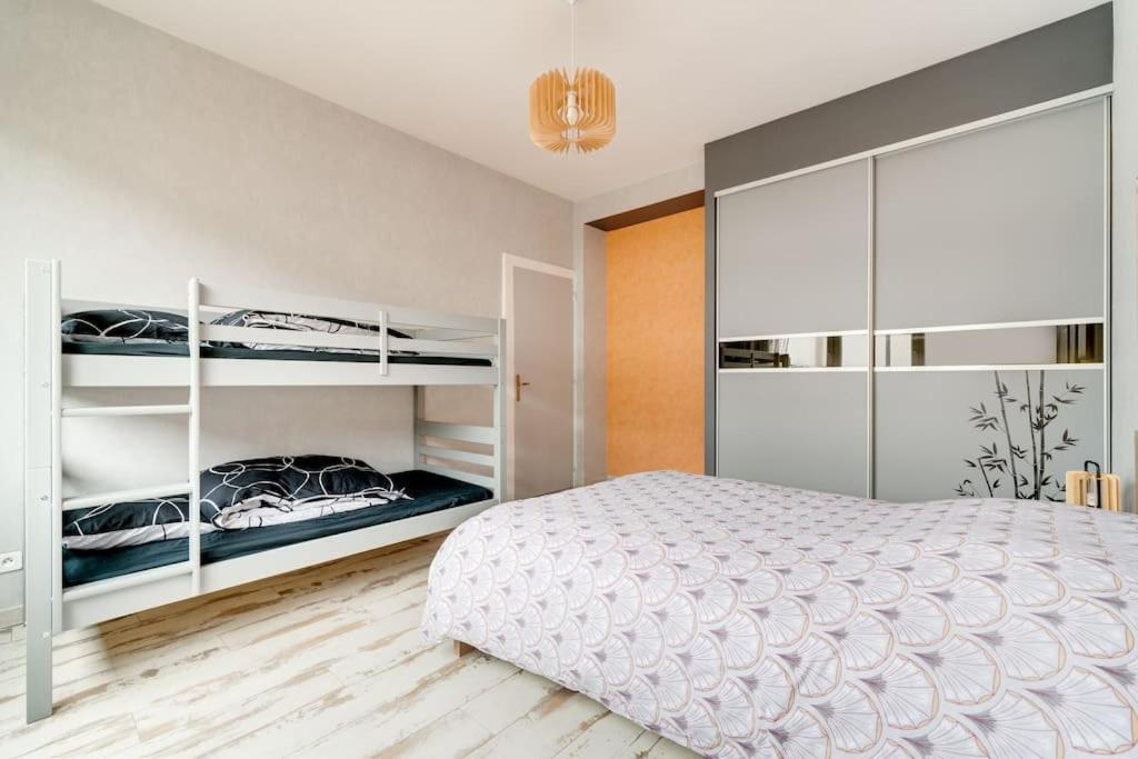 Superbe Appartement A Une Minute A Pied De La Gare إبينال المظهر الخارجي الصورة