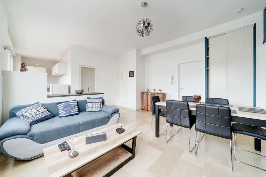 Superbe Appartement A Une Minute A Pied De La Gare إبينال المظهر الخارجي الصورة